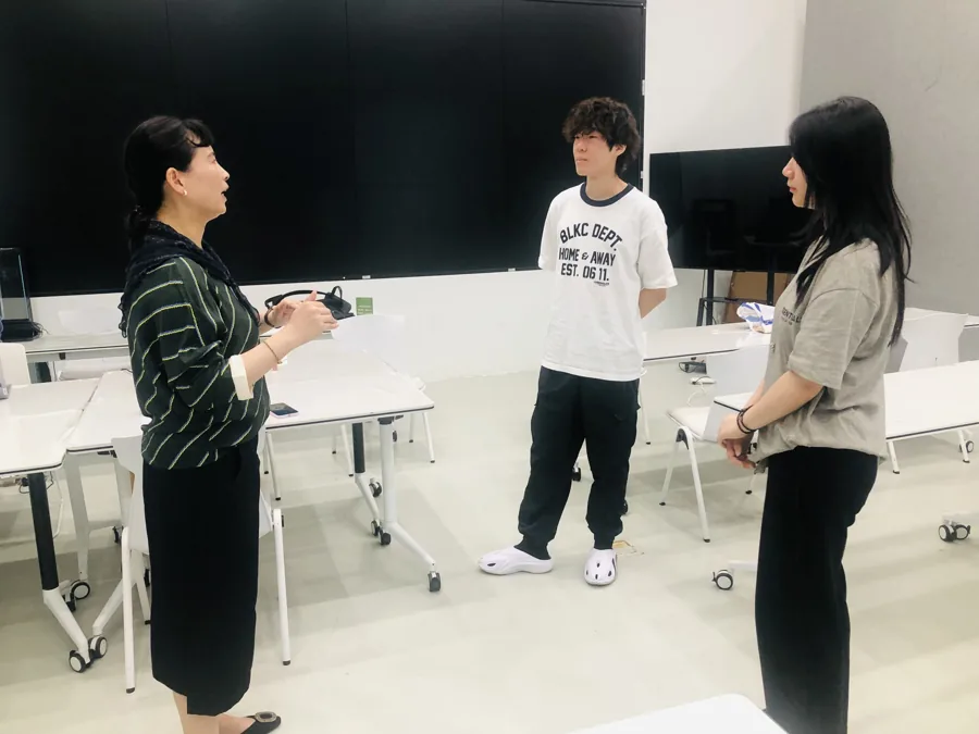 Interactive Session with Therapist